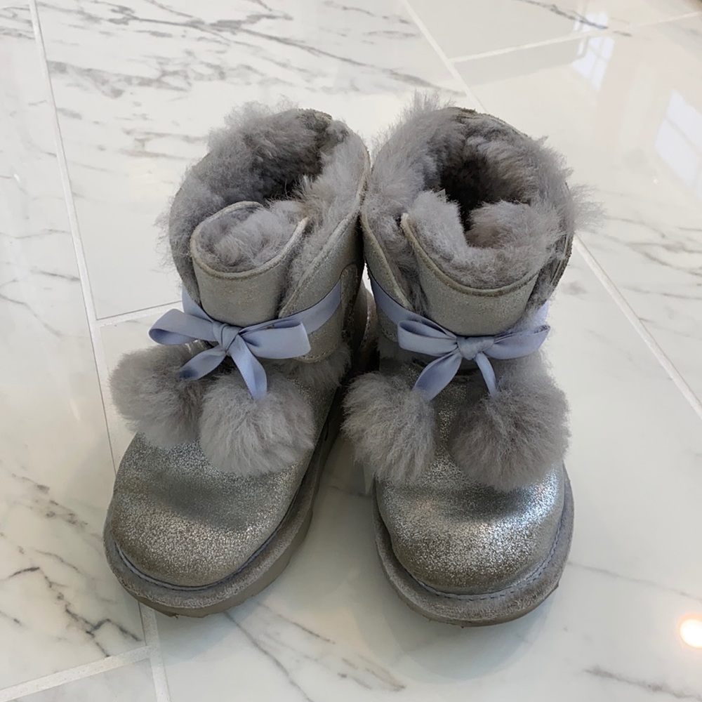 GUC ugg booties